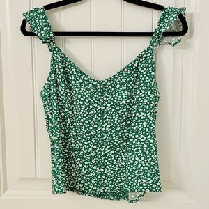 ECOVERO Cropped Ruffle Strap Tank in Green Floral